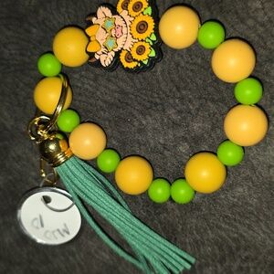 Beaded Blessings Handmade Jewelry keychain bracelet